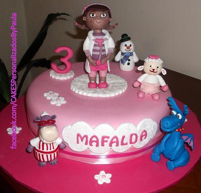Doc McStuffins - Cake by CakesByPaula