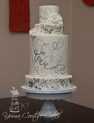 Wedding glitz - Cake by Jamie Hoffman
