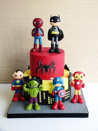 Superheroes - Cake by Margarida Abecassis