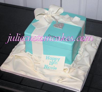 Tiffany and Co - Cake by twinmomgirl