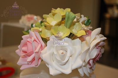 My first Sugar Flower Bouquet - Cake by Diana's Cakery