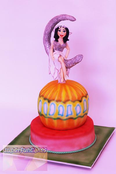 CPC Magic Or Magical Collaboration - The angel in the moon - Cake by Super Fun Cakes & More (Katherina Perez)