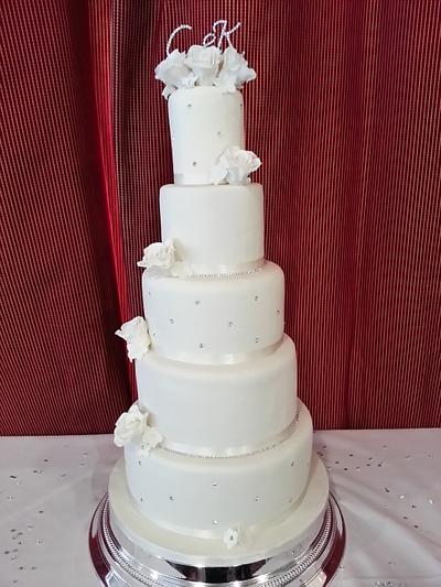 Elegant Bling - Cake by cakedwithlovekidsgro