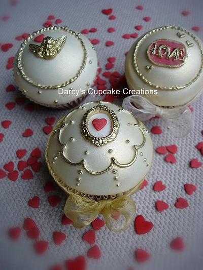 Vintage Valentine - Cake by DarcysCupcakes