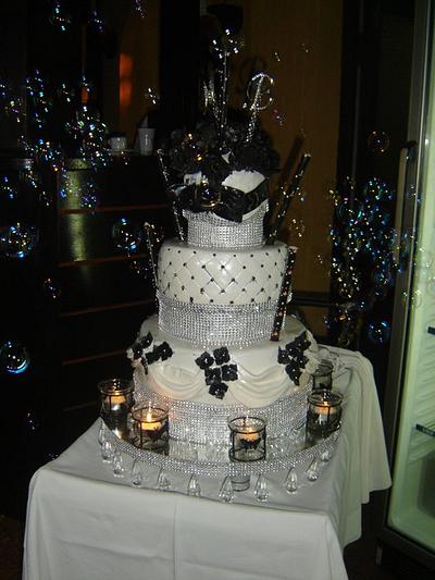 B&W Bling Wedding Cake - Cake by Katarina
