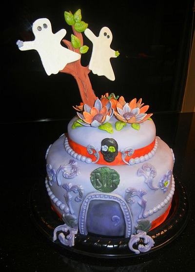 Spooktacular Halloween Cake - Cake by Fun Fiesta Cakes  