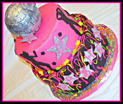Pashen's Dance Party  - Cake by Ann-Marie Youngblood