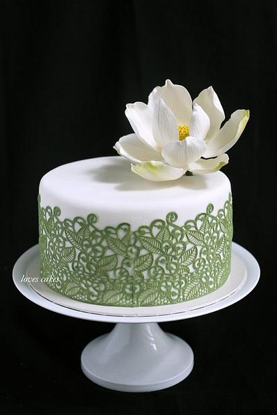 White lotus cake - Cake by lovescakes