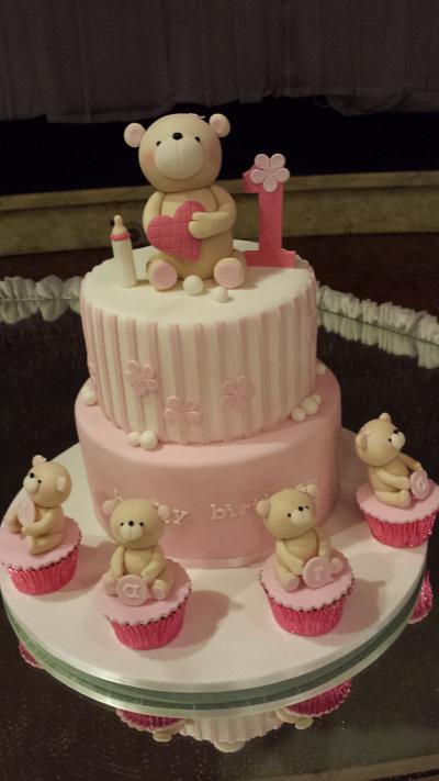 Bears and cakes - Cake by Paul Delaney of Delaneys cakes