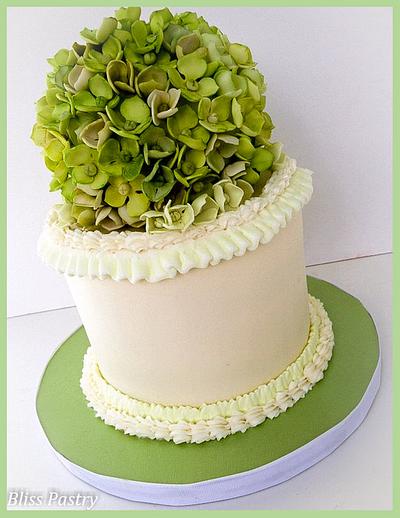 Hydrangea Wedding - Cake by Bliss Pastry