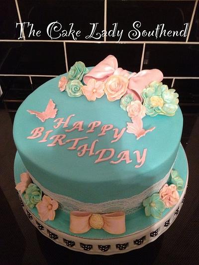 Vintage - Cake by Gwendoline Rose Bakes