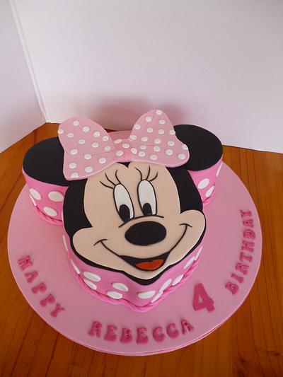 Minnie Mouse - Cake by Hilz