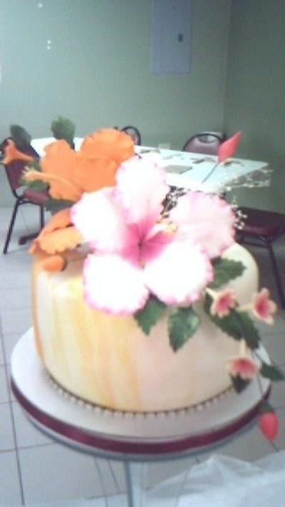 My first try at gumpaste hibiscus - Cake by islandgirl