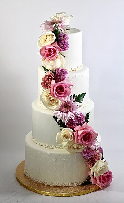 Floral wedding cake  - Cake by soods