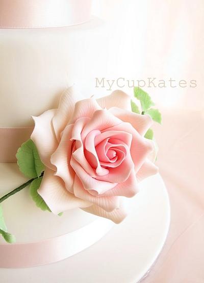 Rose Wedding Cake - Cake by Kate Kim
