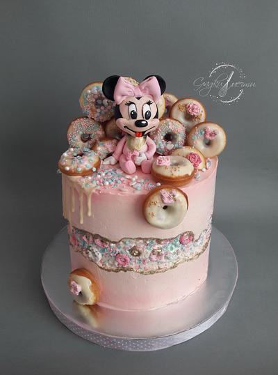 Fault line Minnie mouse  - Cake by Mariya Gechekova