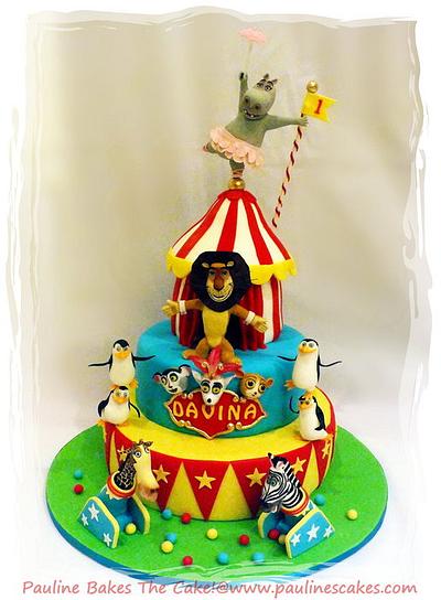 Cirque du Madagascar... The Circus Comes To Town! - Cake by Pauline Soo (Polly) - Pauline Bakes The Cake!