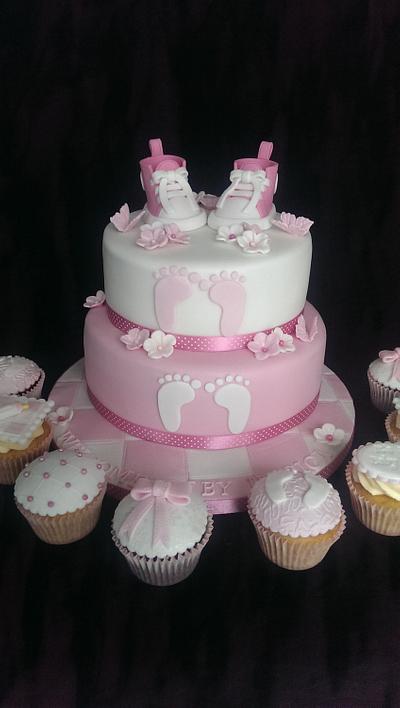 Baby shower cake with matching cupcakes - Cake by Shelley Lea