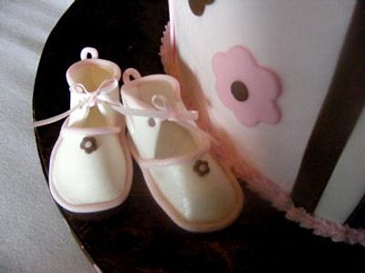 baby shoes  - Cake by kimbo
