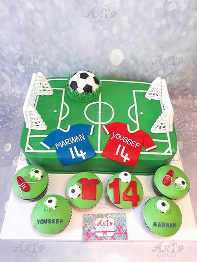 Football cake by Arty cakes  - Cake by Arty cakes
