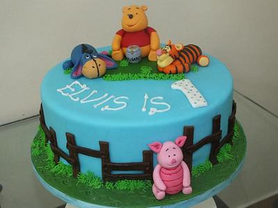 Winnie-the-Pooh - Cake by Valory