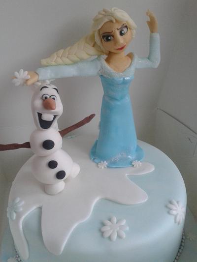 Frozen - Cake by Little Cakes Of Art