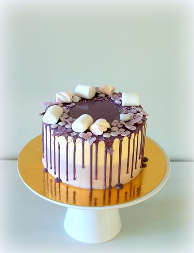 Purple dripping cake - Cake by Anastasia Krylova