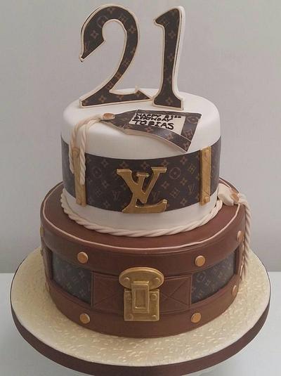 Louis Vuitton style cake with matching cupcakes - - CakesDecor