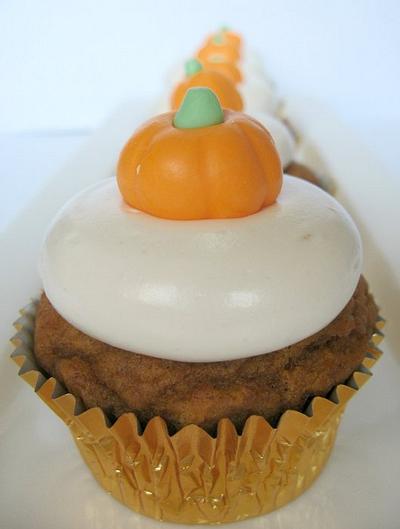 Pumpkin Cupcakes - Cake by miettes