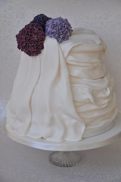 Pom pom wedding cake - Cake by Gilly B Cakery