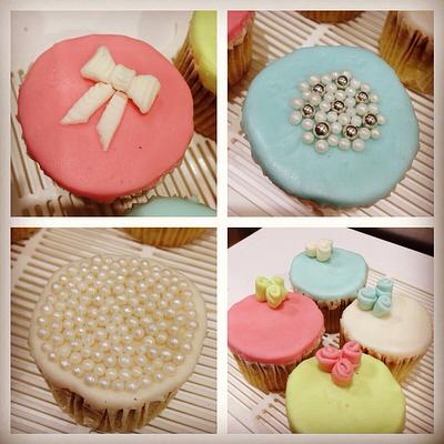 Celebration cupcakes - Cake by Natasha Allwood Cakes