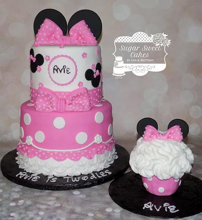Minnie Mouse - Cake by Sugar Sweet Cakes