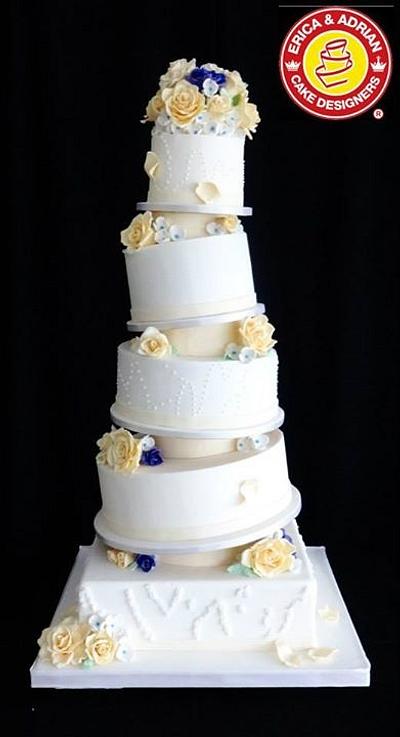 wedding cake - Cake by Erica & Adrián C. Cakes