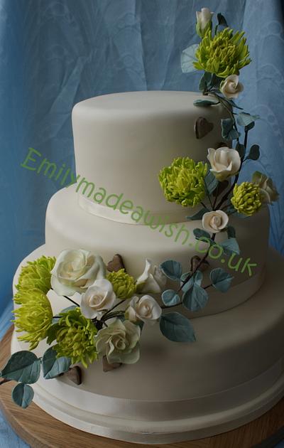 A Touch of Green - Cake by Emilyrose