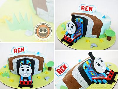 Thomas the train ! - Cake by Sweet Owl Cake and Pastry