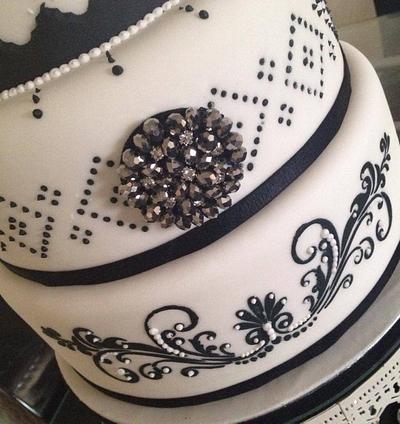 first attempt black and white cake  - Cake by The lemon tree bakery 