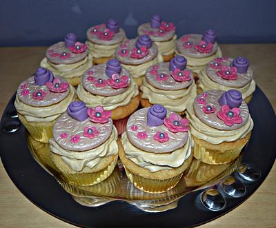Cupcakes - Cake by Martina