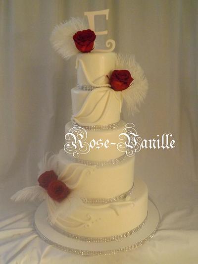 feather and roses - Cake by cindy