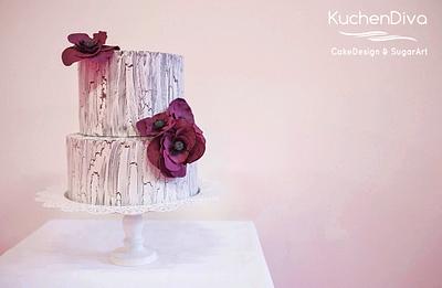 Weathered paint effect - Cake by KuchenDiva