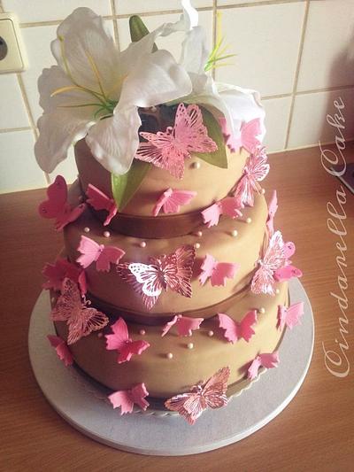 Butterfly Wheddingcake  - Cake by CindarellaCake