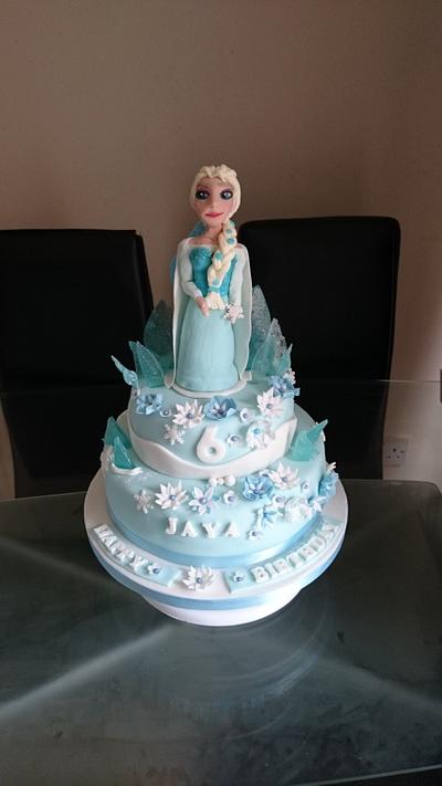 "Elsa and her snow flowes" - Cake by Louise Heffernan 