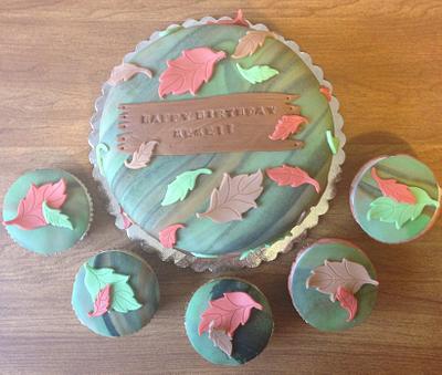 Camo birthday cake and cupcakes - Cake by Jennifer Duran 