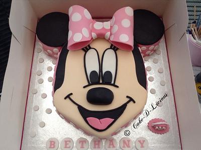 2D Minnie Mouse birthday cake - Cake by Sweet Lakes Cakes
