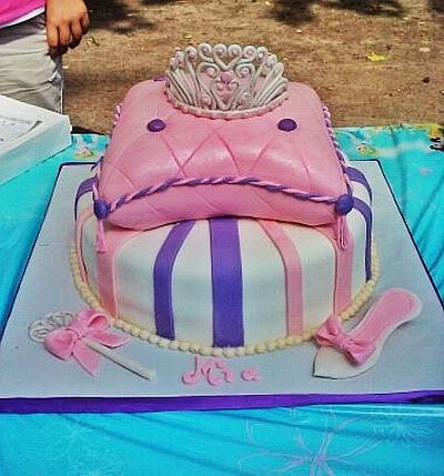 Princess pillow cake - Cake by Marlene