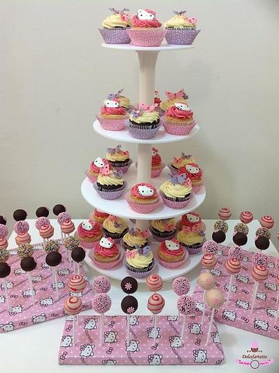 Hello kitty cupcakes and cake pops - Cake by Dolcefartutto