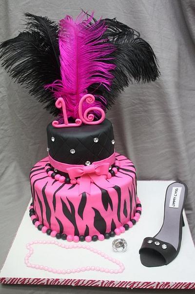 Sweet 16 cake - Cake by Virginia
