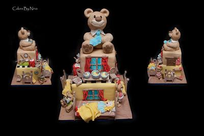 Goldilocks and the Three Bears - Cake by Cakes by Nina Camberley