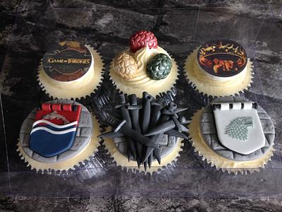 Game of Thrones Cup Cakes - Cake by calscakecreations