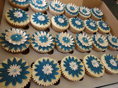 Charity cupcakes for st elizabeths hospital - Cake by Krumblies Wedding Cakes