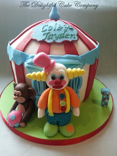 Circus - Cake by lesley hawkins